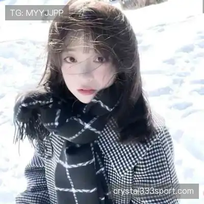 劳麟非